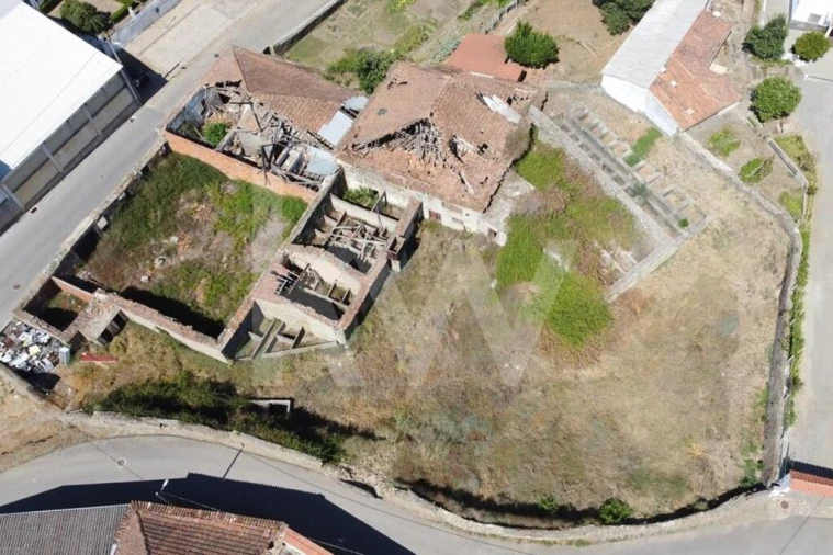 Armazém para Venda em Cebolais de Cima e Retaxo Foto 5