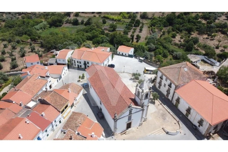 Armazém para Venda em Cebolais de Cima e Retaxo Foto 8