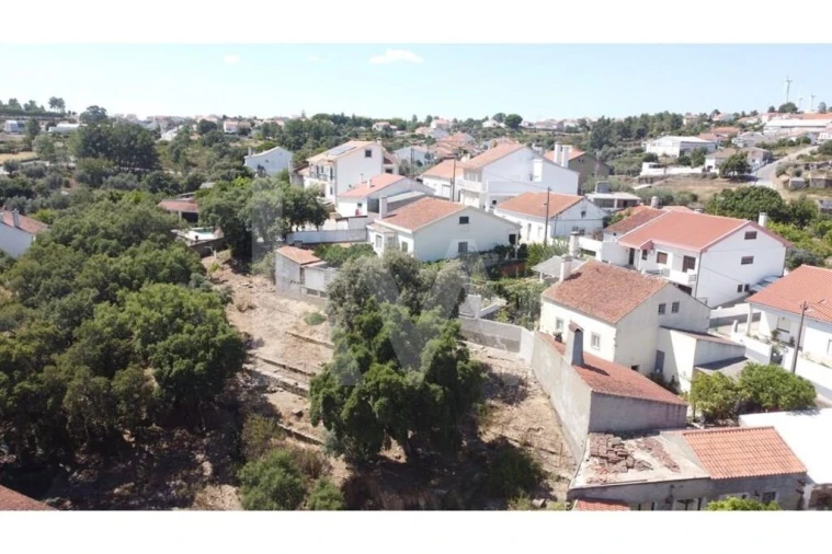 Armazém para Venda em Cebolais de Cima e Retaxo Foto 12