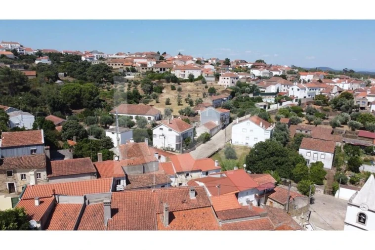 Armazém para Venda em Cebolais de Cima e Retaxo Foto 13