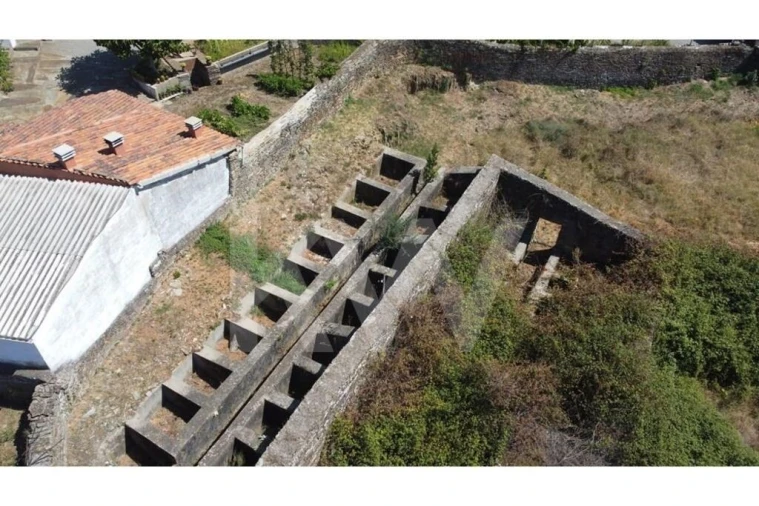 Armazém para Venda em Cebolais de Cima e Retaxo Foto 21