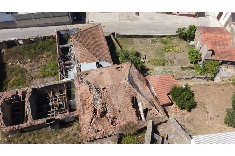 Armazém para Venda em Cebolais de Cima e Retaxo Foto 27