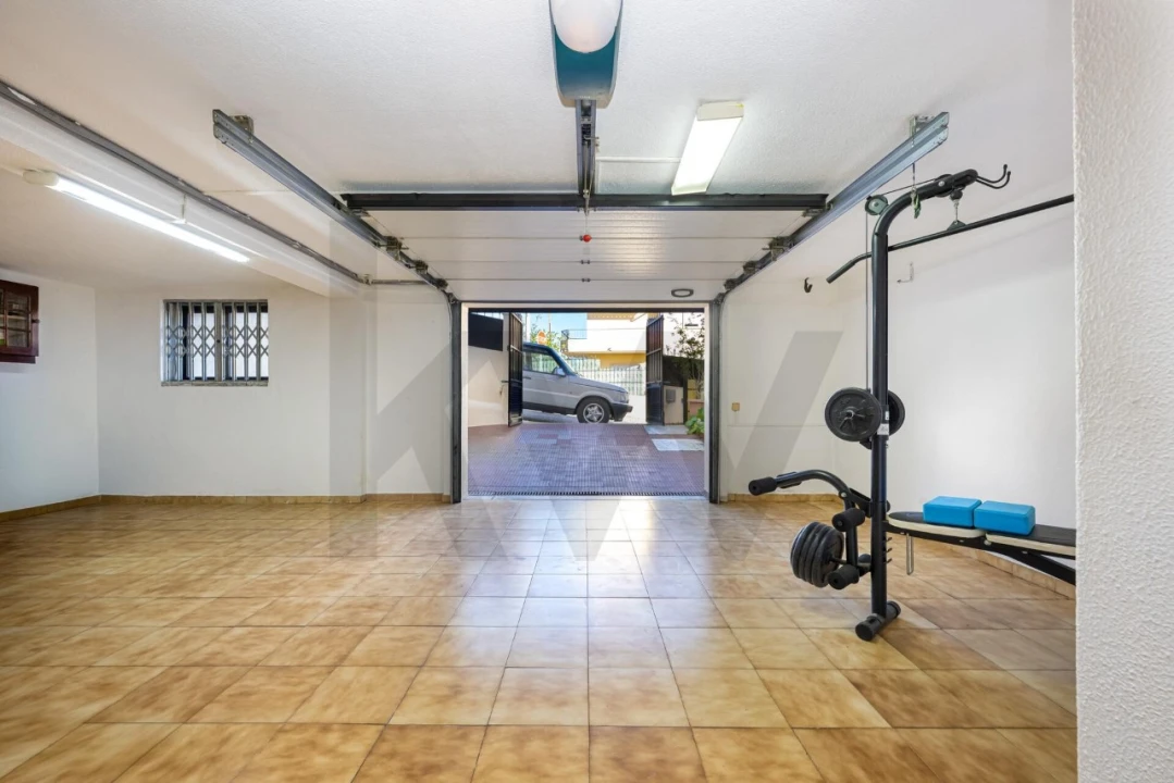 Moradia T4 para Venda em São Domingos de Rana Foto 37