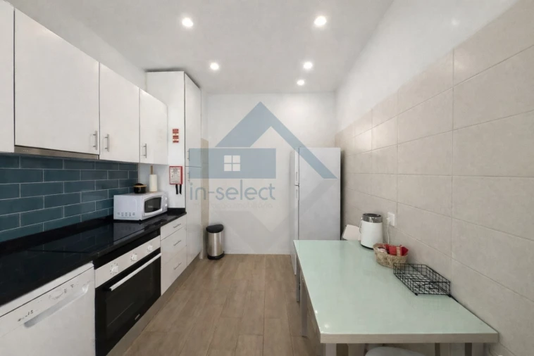 Apartamento T2 para Arrendamento em Quarteira Foto 3