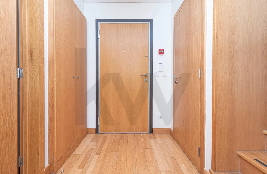 Apartamento T2 para Venda em Parque das Nações Foto 3