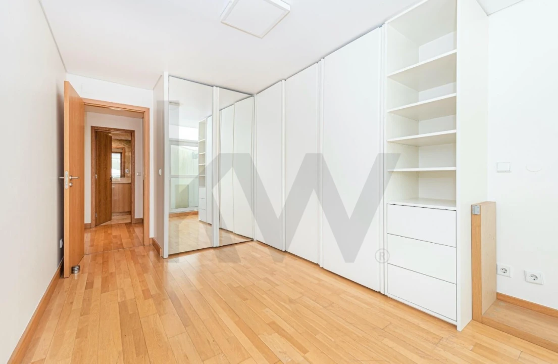 Apartamento T2 para Venda em Parque das Nações Foto 18