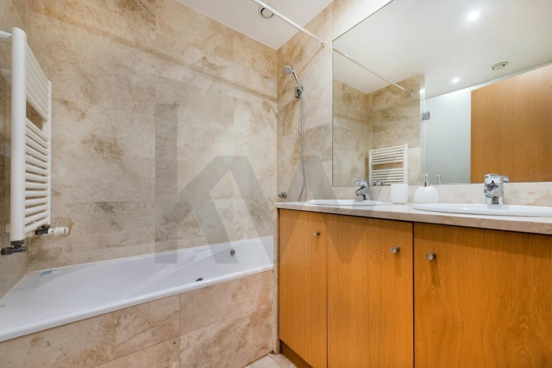 Apartamento T2 para Venda em Parque das Nações Foto 21