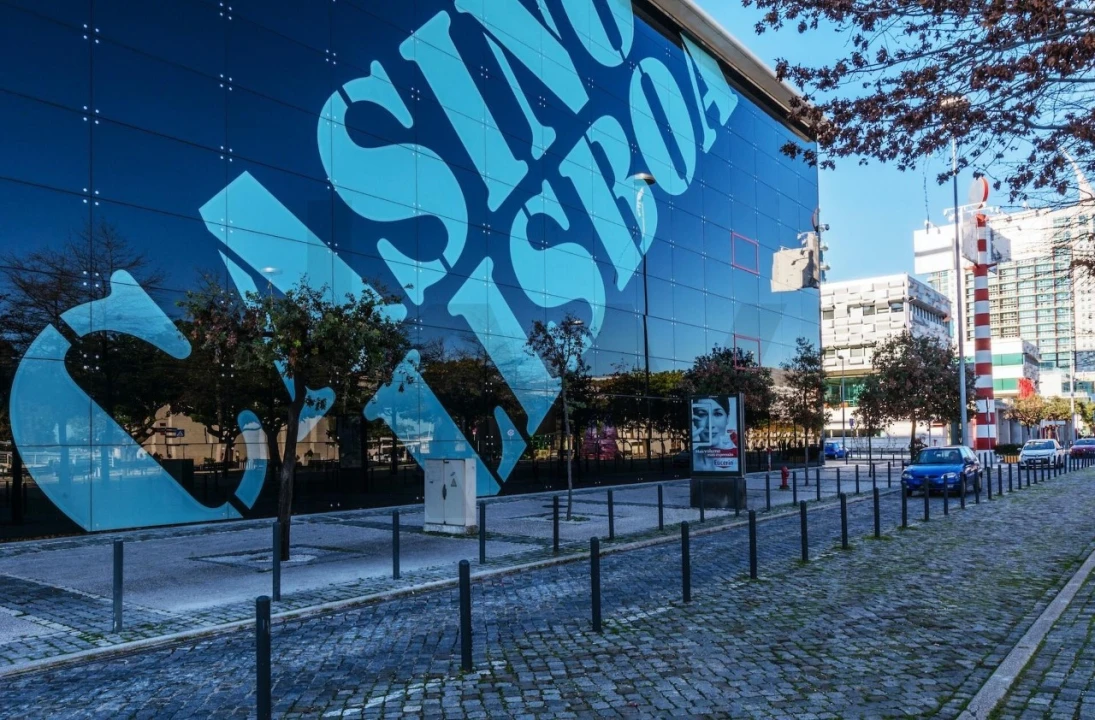 Apartamento T2 para Venda em Parque das Nações Foto 28