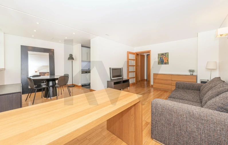 Apartamento T2 para Venda em Parque das Nações Foto 6