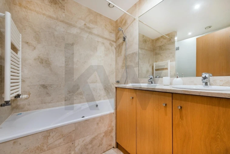 Apartamento T2 para Venda em Parque das Nações Foto 21