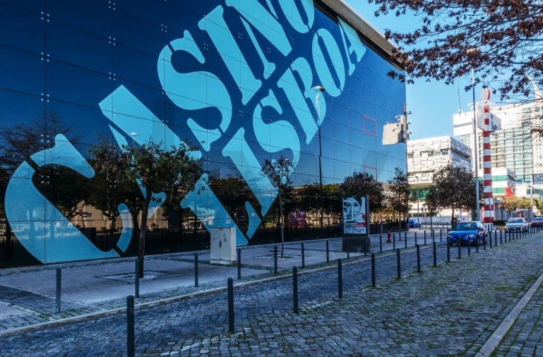 Apartamento T2 para Venda em Parque das Nações Foto 28