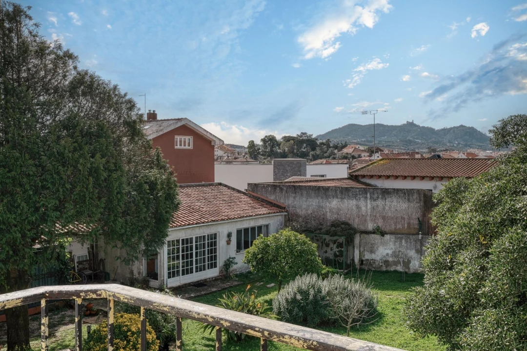 Moradia T4 para Venda em Agualva e Mira-Sintra Foto 3