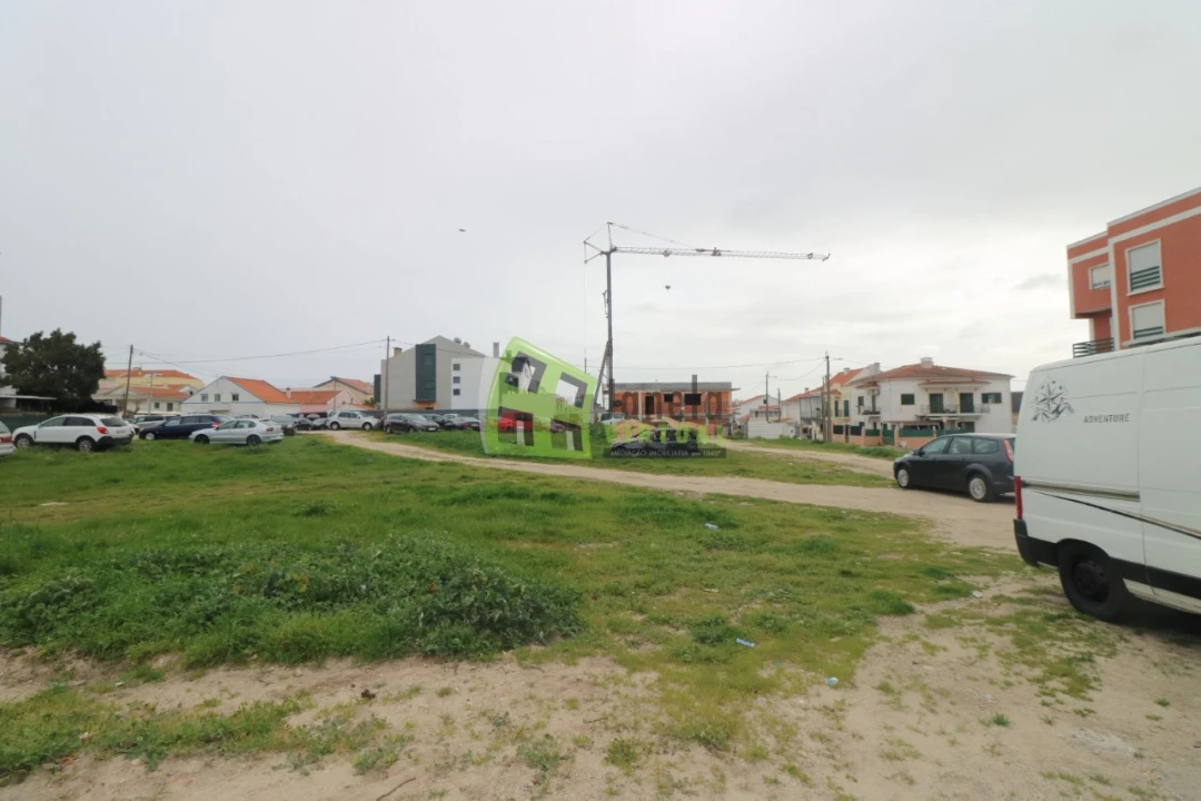 Terreno para Venda em Quinta do Conde Foto 1