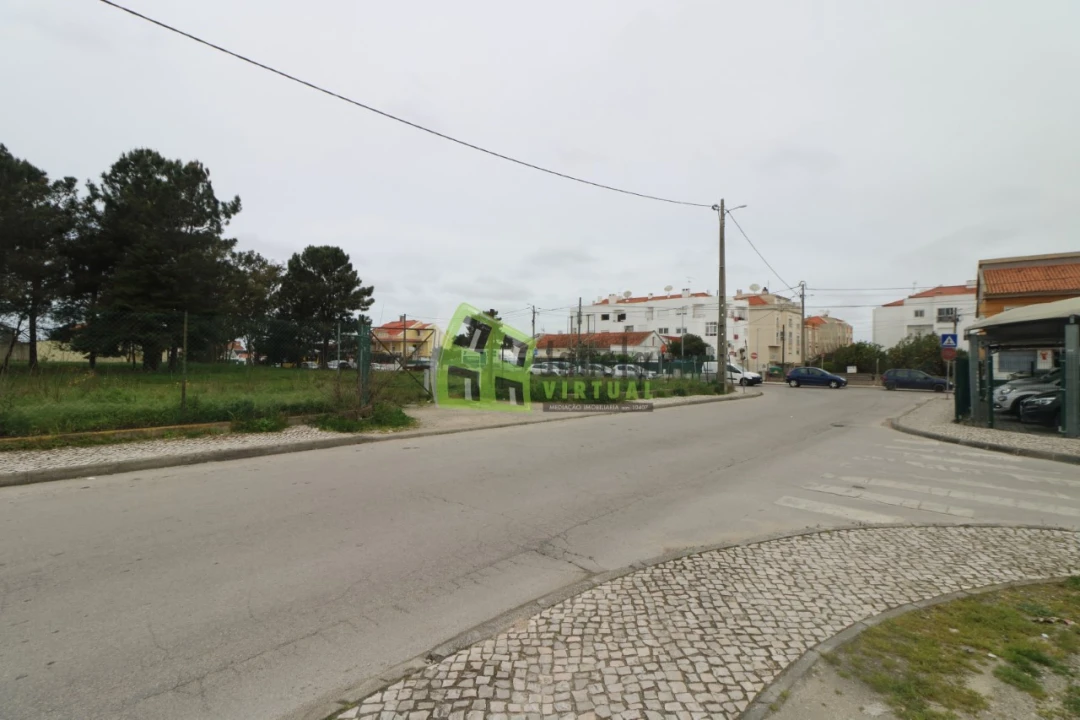 Terreno para Venda em Quinta do Conde Foto 10