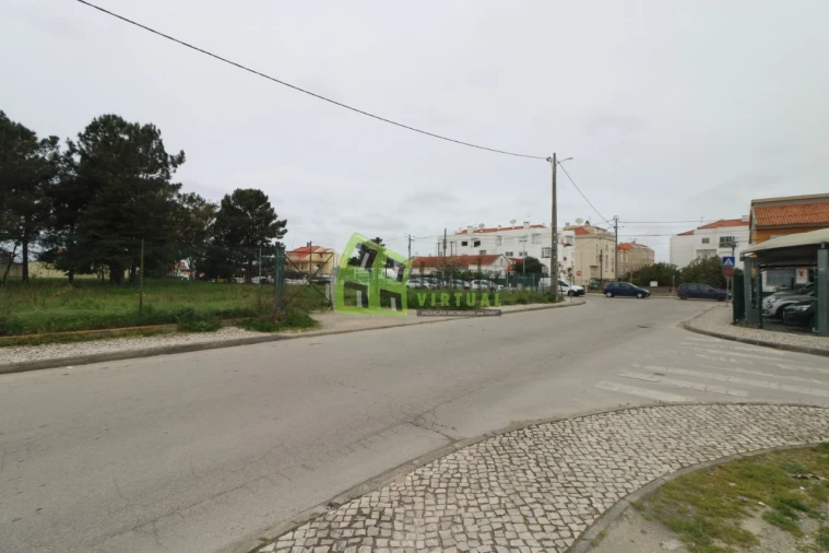 Terreno para Venda em Quinta do Conde Foto 10