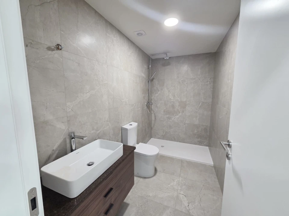 Moradia T4 para Venda em Aradas Foto 4