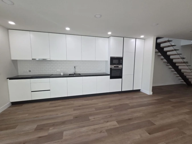 Moradia T4 para Venda em Aradas Foto 10