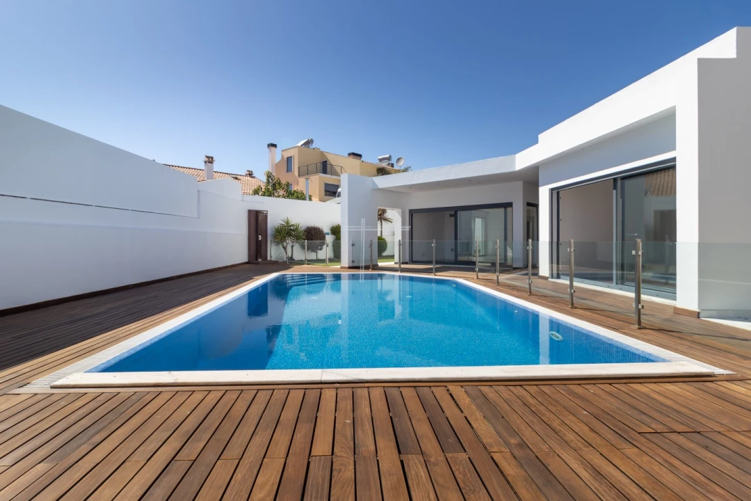 Moradia T6 para Venda em Charneca de Caparica e Sobreda Foto 3