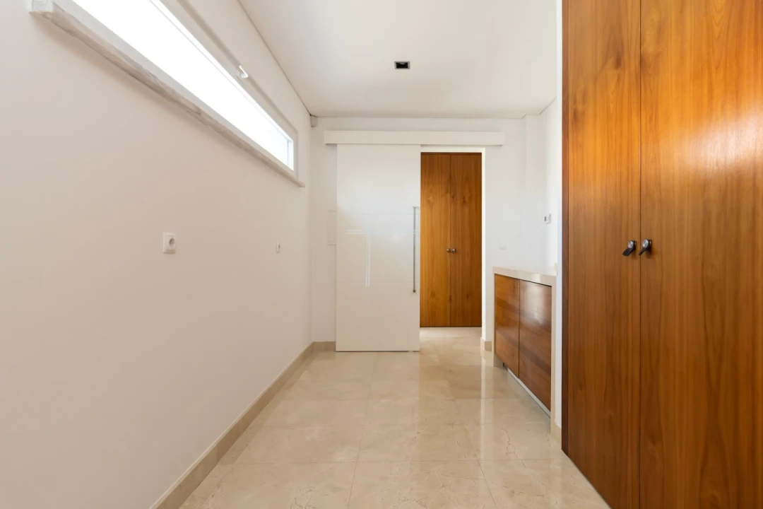 Moradia T6 para Venda em Charneca de Caparica e Sobreda Foto 28