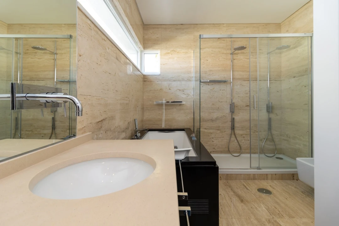 Moradia T6 para Venda em Charneca de Caparica e Sobreda Foto 36