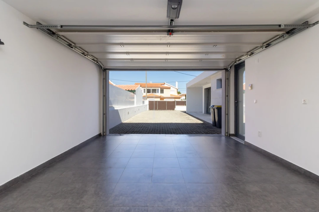 Moradia T6 para Venda em Charneca de Caparica e Sobreda Foto 56