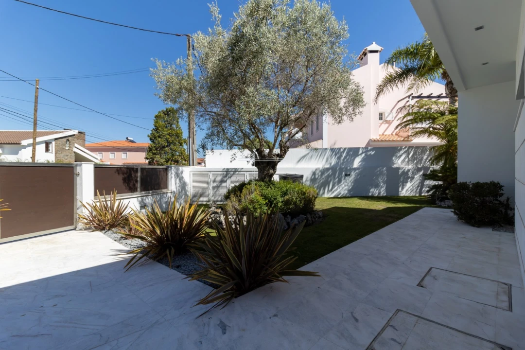 Moradia T6 para Venda em Charneca de Caparica e Sobreda Foto 64