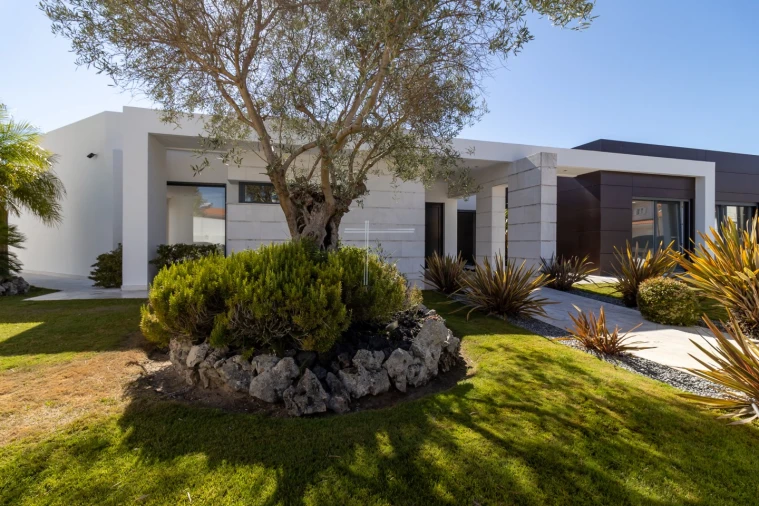 Moradia T6 para Venda em Charneca de Caparica e Sobreda Foto 4