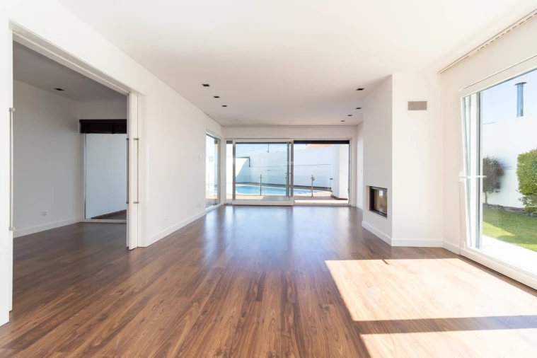 Moradia T6 para Venda em Charneca de Caparica e Sobreda Foto 5