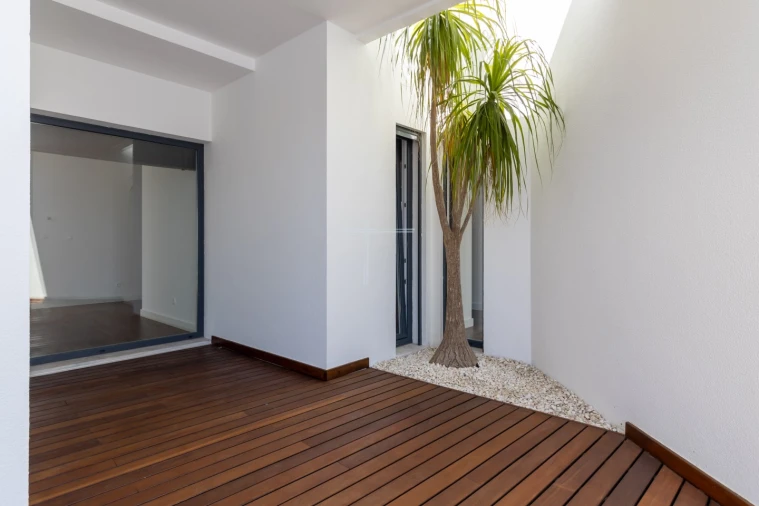 Moradia T6 para Venda em Charneca de Caparica e Sobreda Foto 75