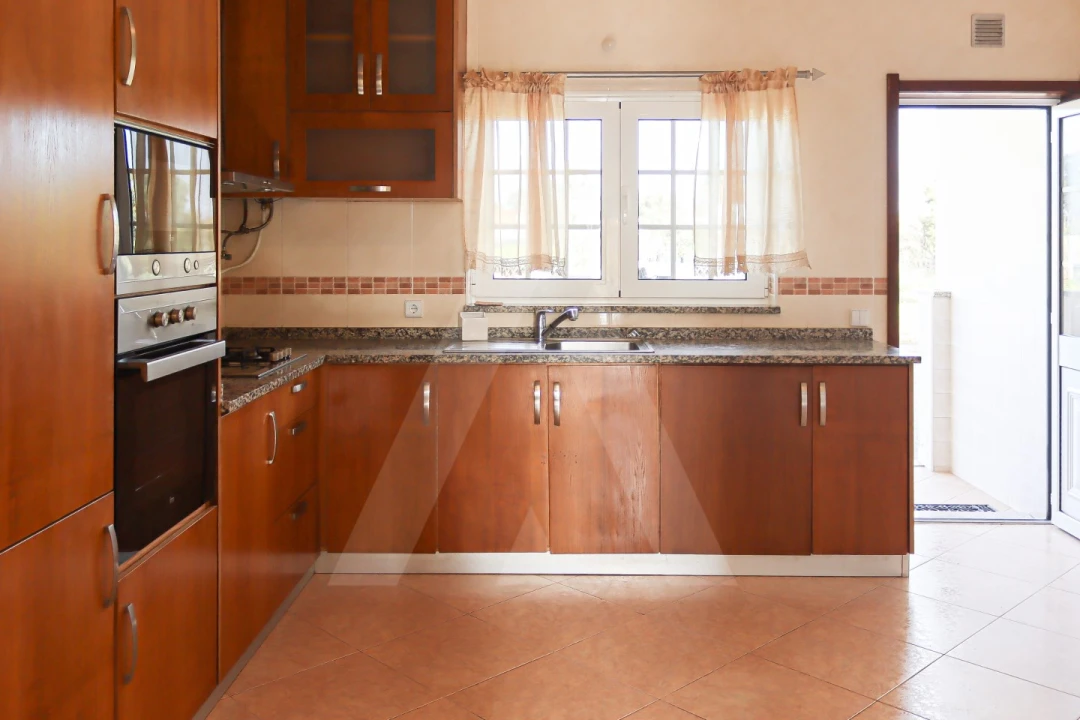 Apartamento T2 para Arrendamento em Requeixo, Nossa Senhora de Fátima e Nariz Foto 4