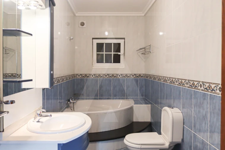 Apartamento T2 para Arrendamento em Requeixo, Nossa Senhora de Fátima e Nariz Foto 20