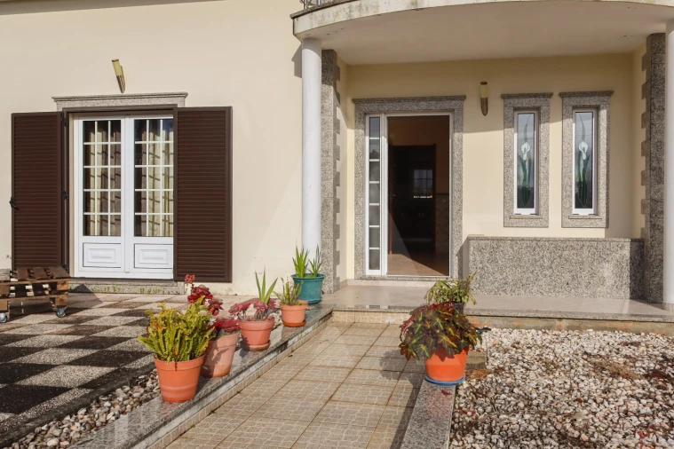 Apartamento T2 para Arrendamento em Requeixo, Nossa Senhora de Fátima e Nariz Foto 23