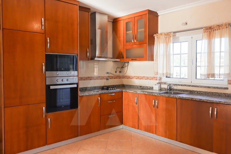 Apartamento T2 para Arrendamento em Requeixo, Nossa Senhora de Fátima e Nariz Foto 5