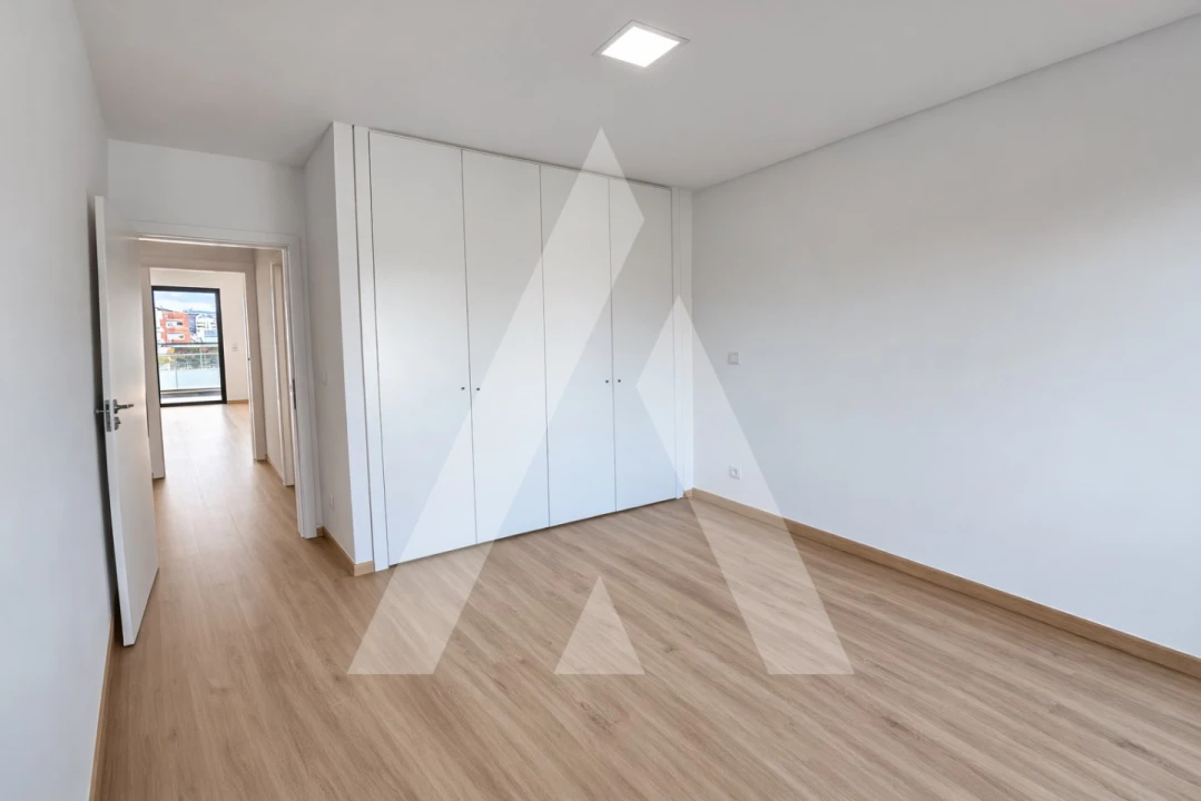 Apartamento T3 para Venda em Condeixa-A-Velha e Condeixa-A-Nova Foto 2