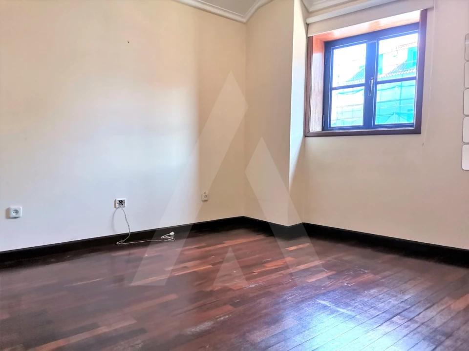 Apartamento T1 para Arrendamento em Glória e Vera Cruz Foto 11