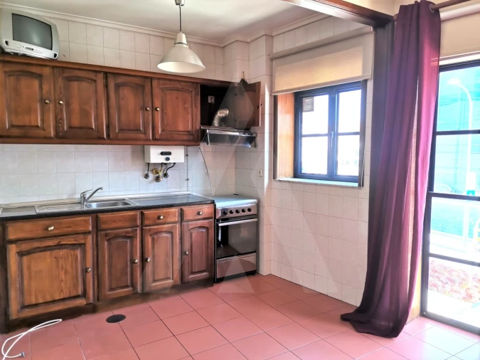 Apartamento T1 para Arrendamento em Glória e Vera Cruz Foto 3