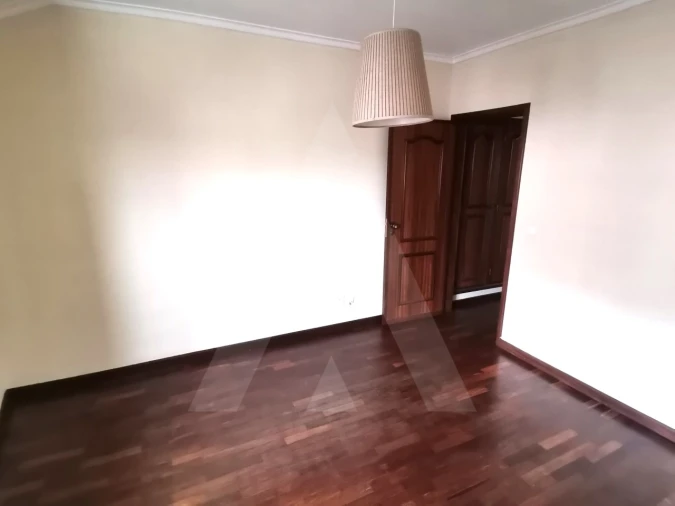 Apartamento T1 para Arrendamento em Glória e Vera Cruz Foto 10