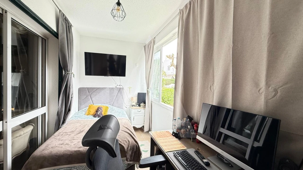 Apartamento T2 para Venda em Quarteira Foto 18