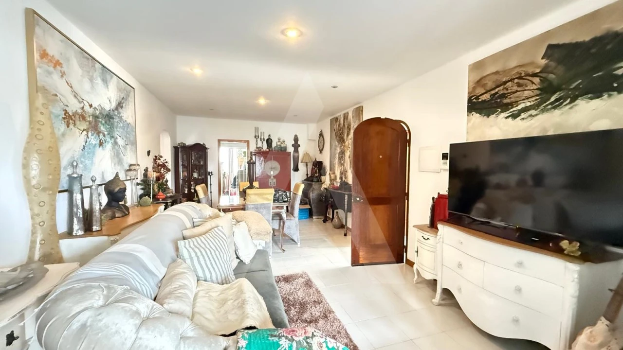 Apartamento T2 para Venda em Quarteira Foto 10