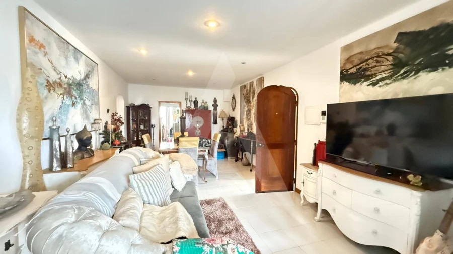 Apartamento T2 para Venda em Quarteira Foto 10