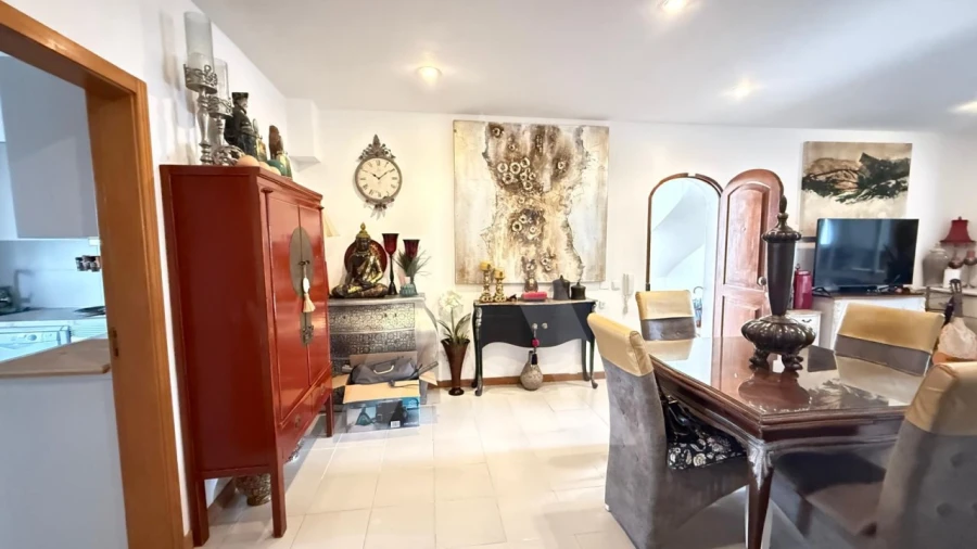 Apartamento T2 para Venda em Quarteira Foto 11