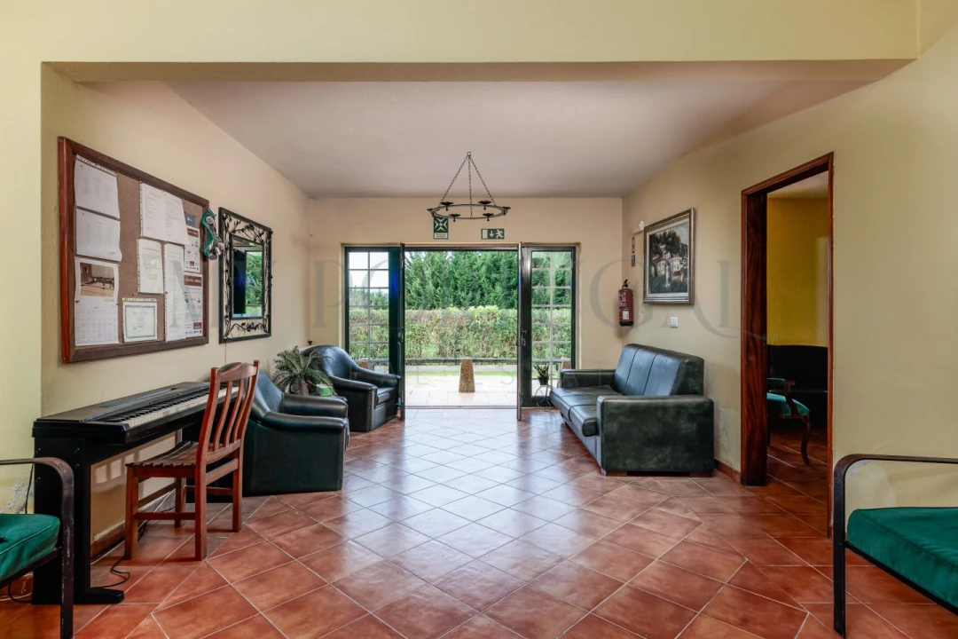 Quinta T10 para Venda em Colares Foto 5