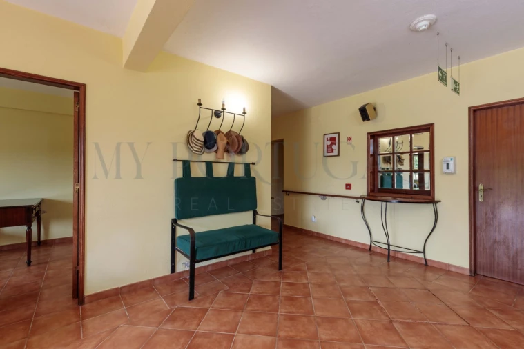 Quinta T10 para Venda em Colares Foto 9