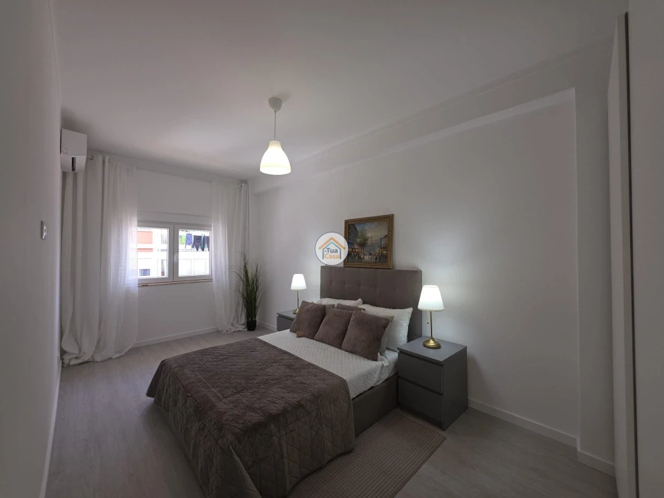 Apartamento T2 para Venda em Faro (Sé e São Pedro) Foto 12