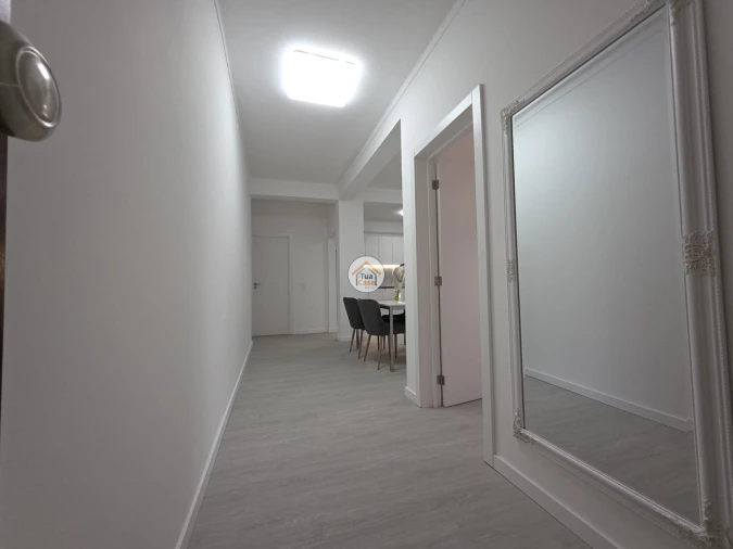 Apartamento T2 para Venda em Faro (Sé e São Pedro) Foto 11