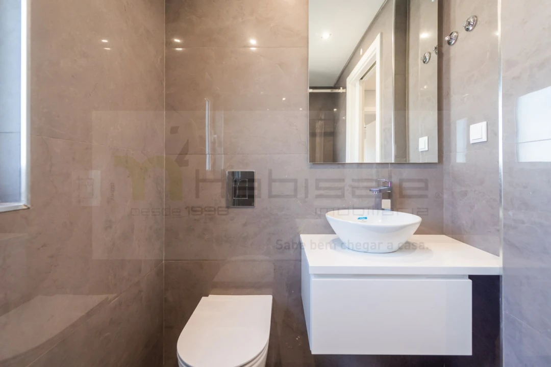 Apartamento T3 para Venda em Carcavelos e Parede Foto 27