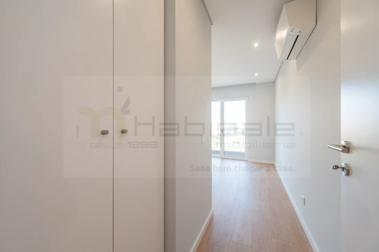 Apartamento T3 para Venda em Carcavelos e Parede Foto 15