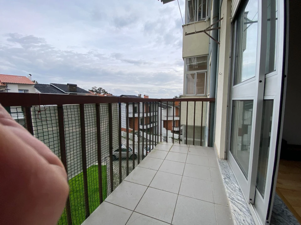 Apartamento T2 para Venda em Tavarede Foto 13