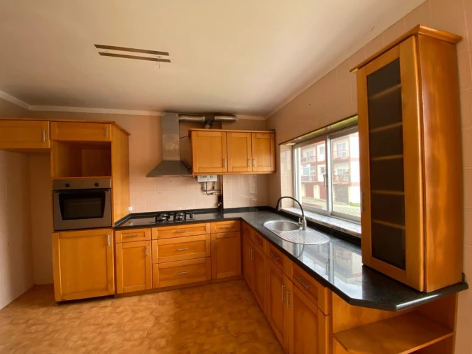 Apartamento T2 para Venda em Tavarede Foto 1