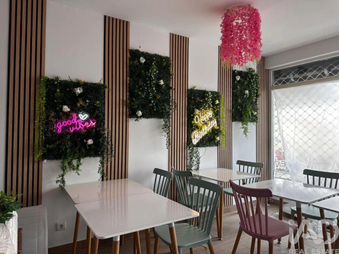 Loja para Venda em Corroios Foto 1